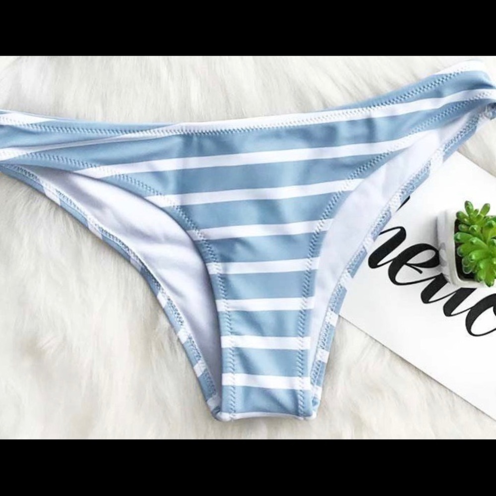Cup She She Stay Young Blue Stripe Bikini Bottom M